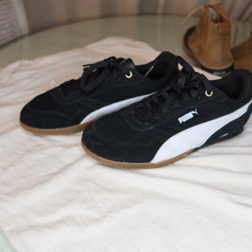 Puma Bella Womens sneakers US 9 Black white leather Formstrip Athletic y2k